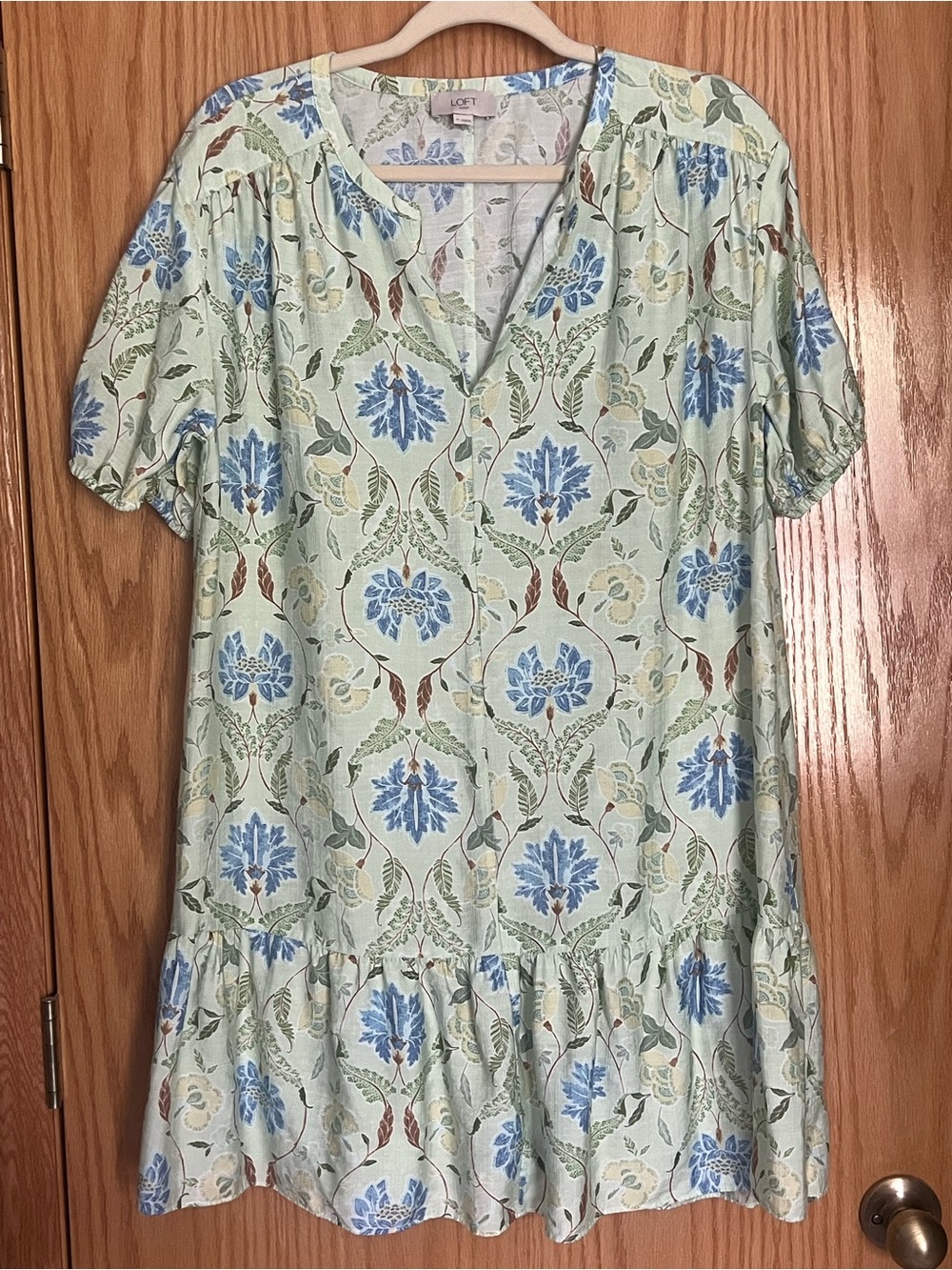 LOFT Outlet Short Sleeve Floral Dress